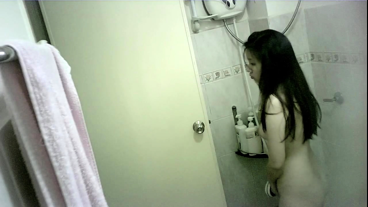 Japanese Girl In Shower - Voyeur Spying On A Beautiful Japanese Girl In The Shower Video at Porn Lib